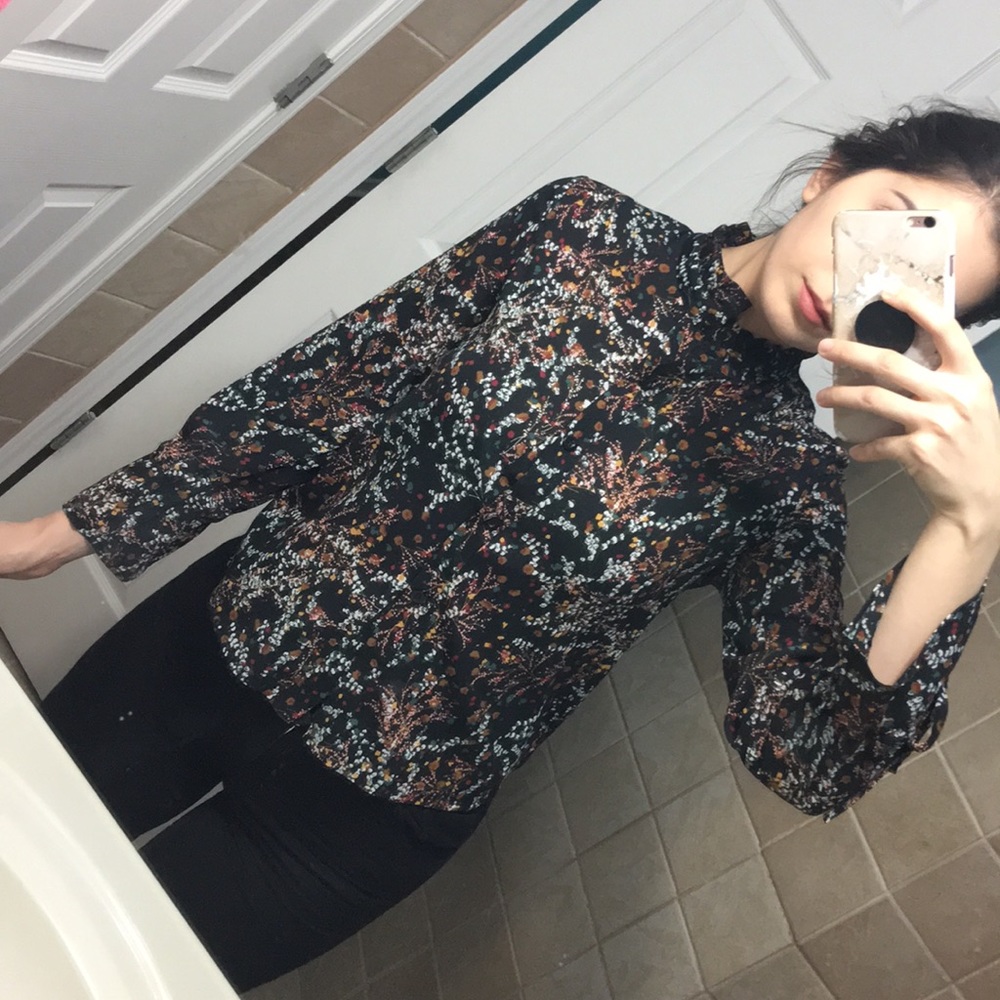 Floral black top